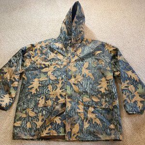 Bushmaster Mens Size XL Hunting Coat Hiking Camouflaged Hooded Lined PVC
